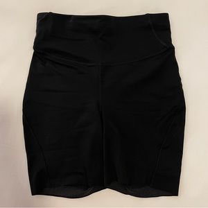 Lululemon Base Pace shorts